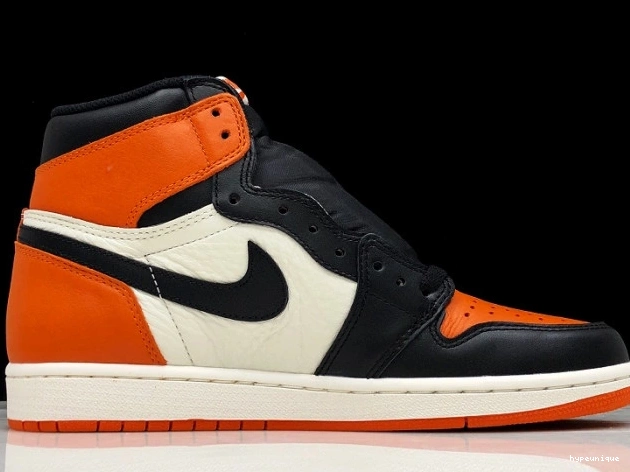 HYPE Backboard555088-005 Air 1 Retro High Shattered OG Jordan 0805
